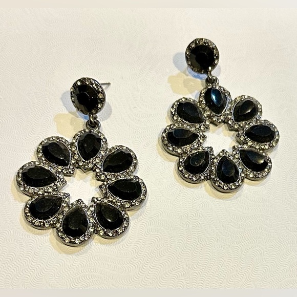 REBECCA MINKOFF XL Silver Crystal Black Faceted Stone Drop Flower Earrings - Picture 3 of 5